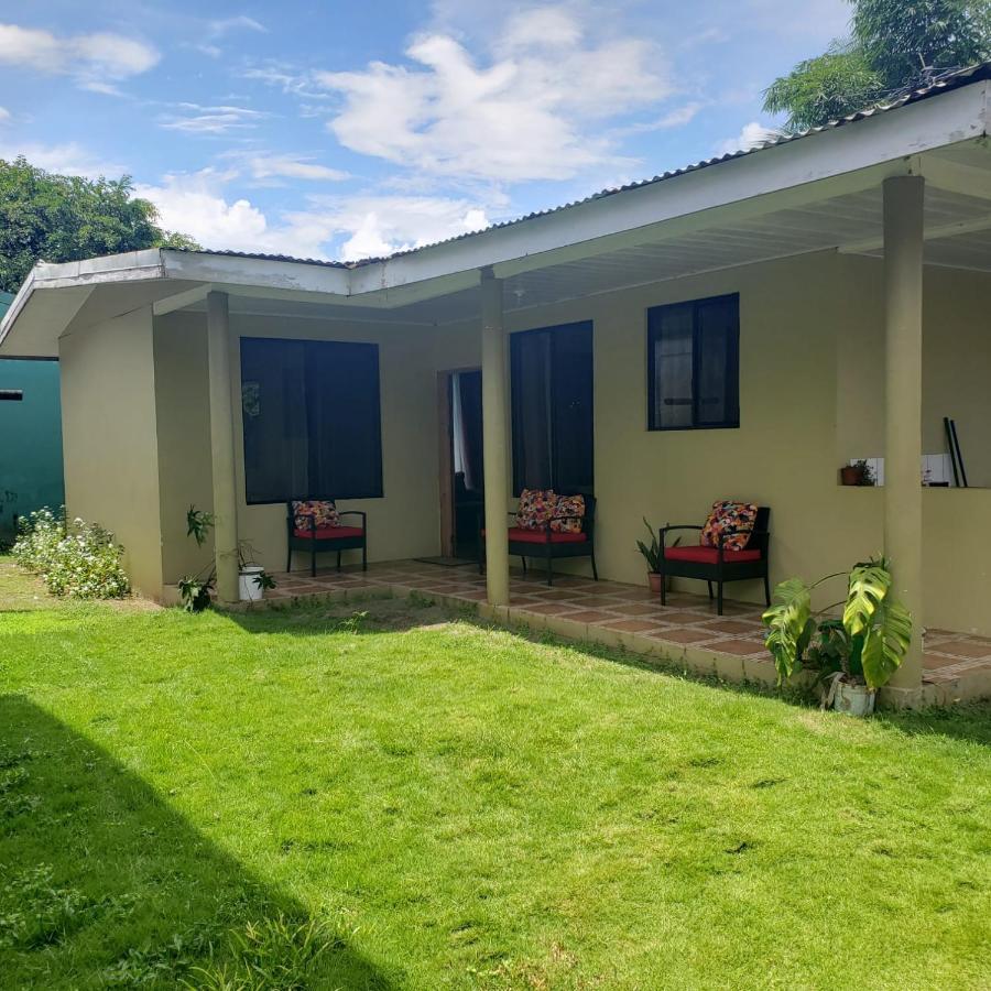 Casa Thirema Tortuguero Hotel Exterior photo